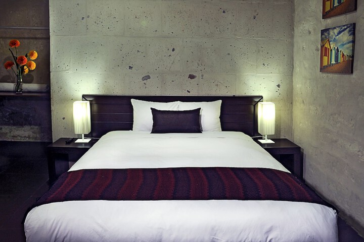 Room 8 of 43