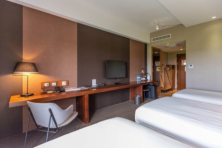 Room 9 of 64