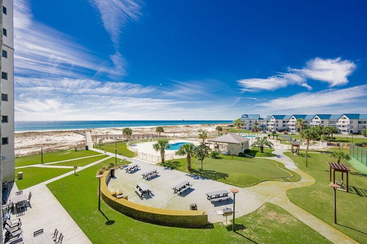 Property Grounds 28 of 34