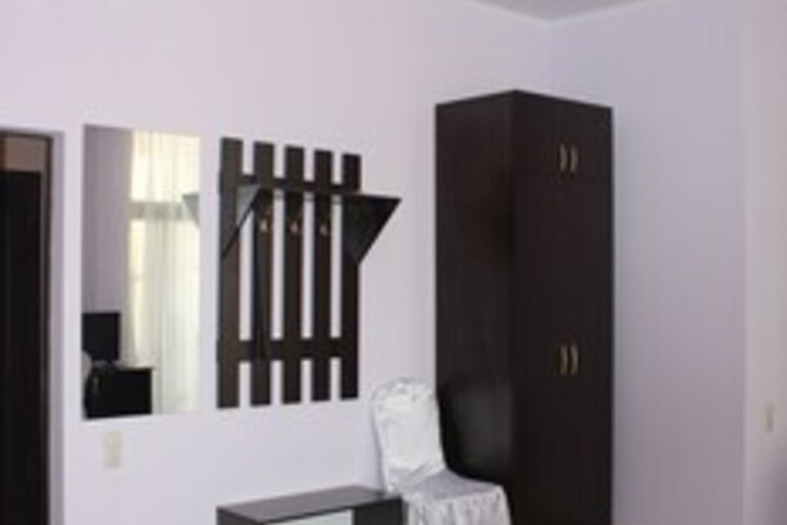 Room 18 of 25