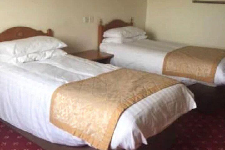 Room 6 of 20