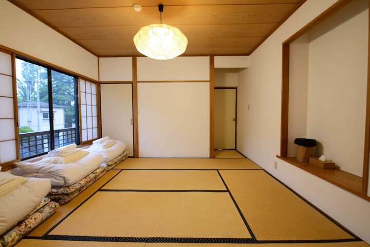 Room 13 of 71