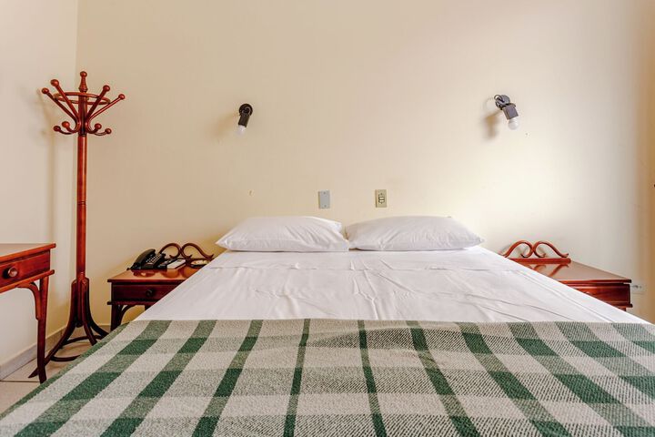 Room 21 of 80