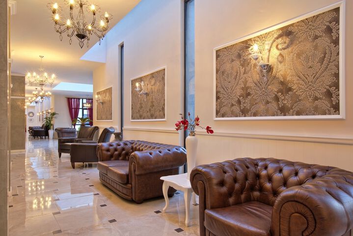 Hotel Interior 4 of 72