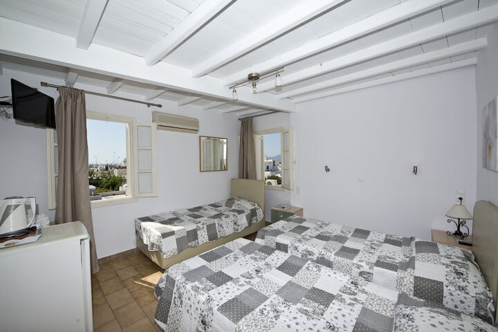Room 3 of 36