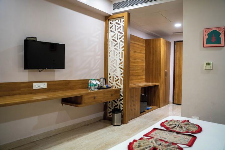 Room 61 of 190