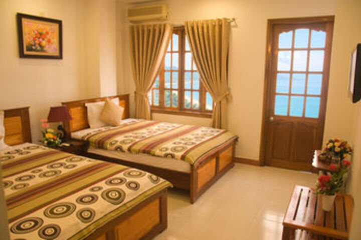 Ha Thu Hotel