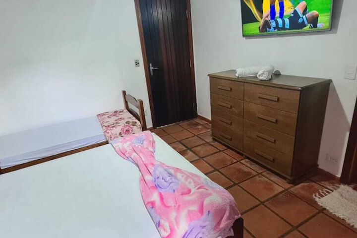 Room 8 of 8