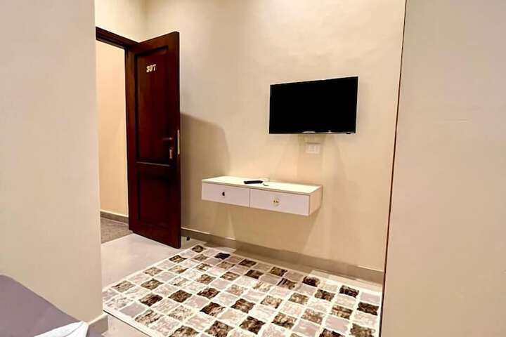 Room 19 of 92