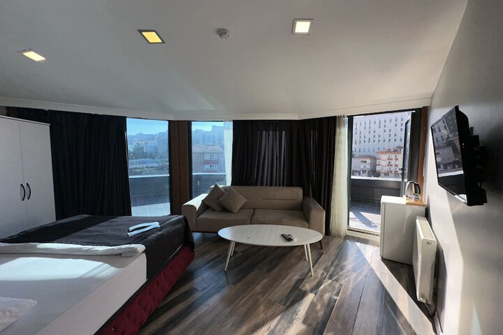 Room 8 of 56