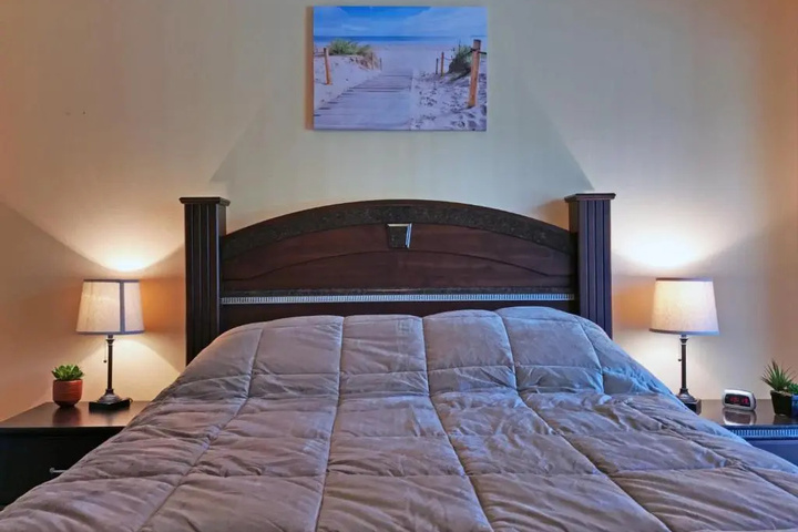 Room 3 of 18