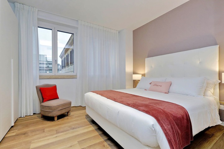 Room 40 of 195