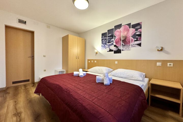 Room 29 of 125