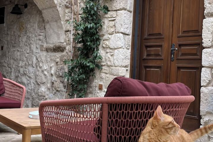 Hero Image 1 of 51
