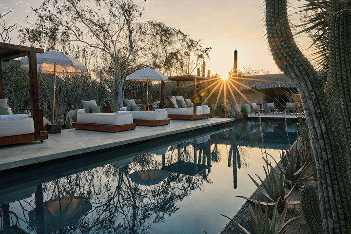 Pool 20 of 36