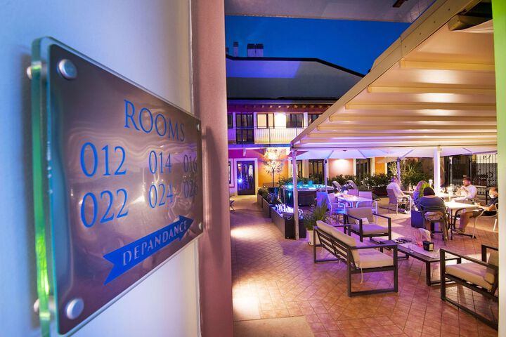 Hotel 119 of 122