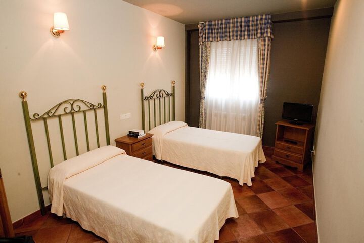 Room 10 of 39