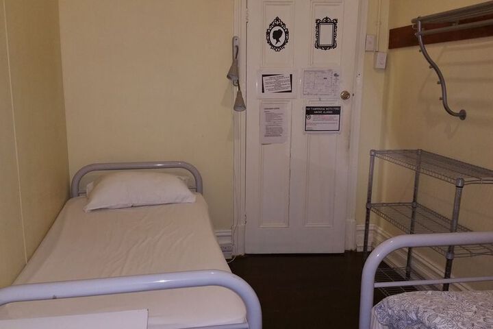 Room 3 of 34