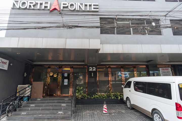 Hotel 75 of 81