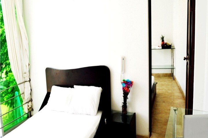 Room 4 of 30