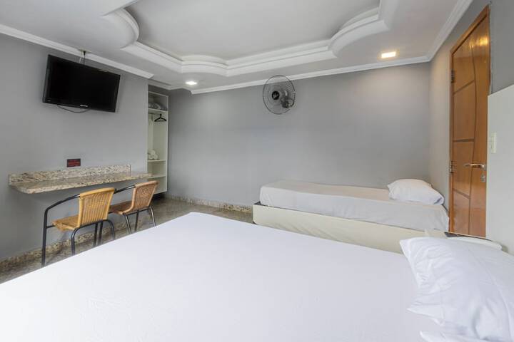Room 50 of 76