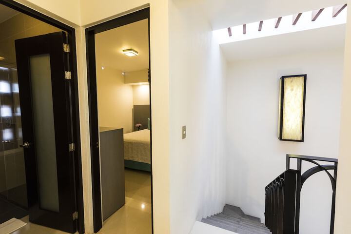Room 44 of 82