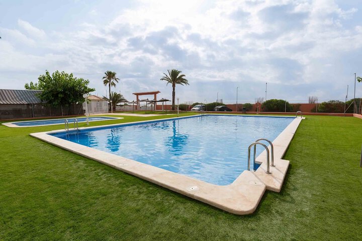 Pool 22 of 32