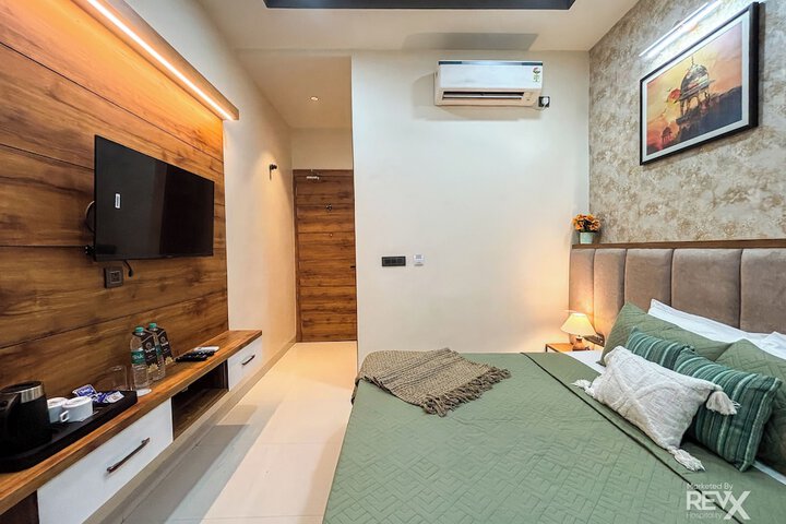 Room 8 of 57