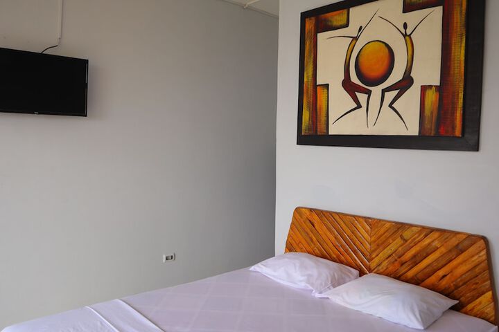 Room 12 of 111