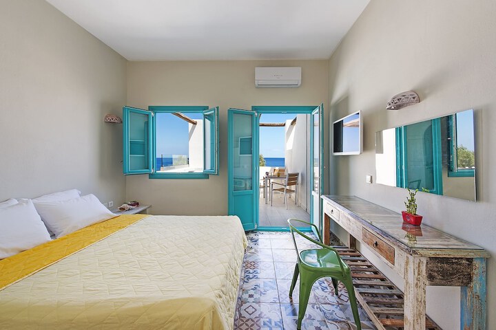 Room 5 of 71