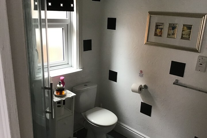 Room 25 of 46