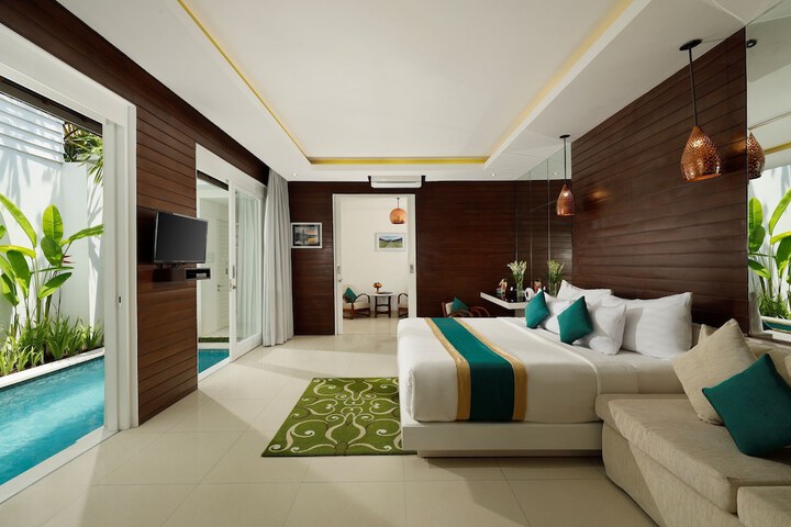 Room 2 of 42