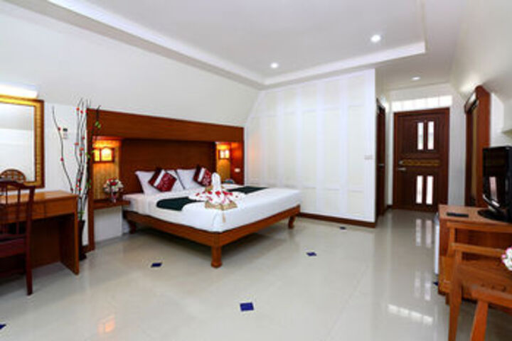 Room 30 of 68
