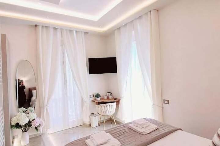 Room 4 of 59