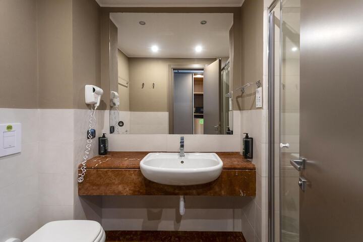 Clean Restrooms