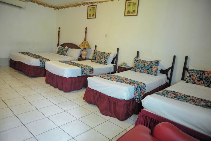 Room 26 of 69