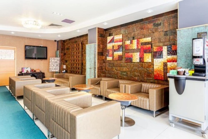 Hotel Lobby