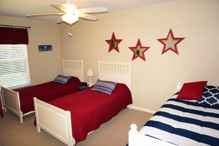 Room 4 of 21