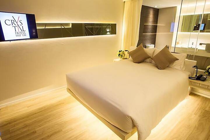 Room 9 of 61