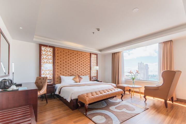 Room 43 of 121