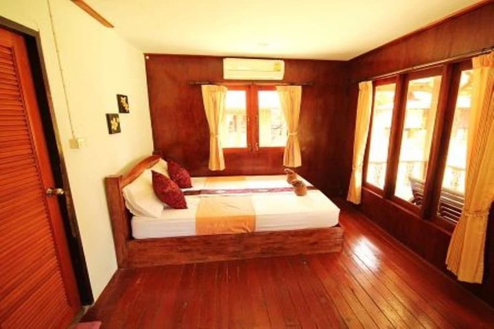 Room 4 of 22
