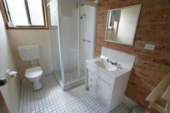 Room 2 of 17
