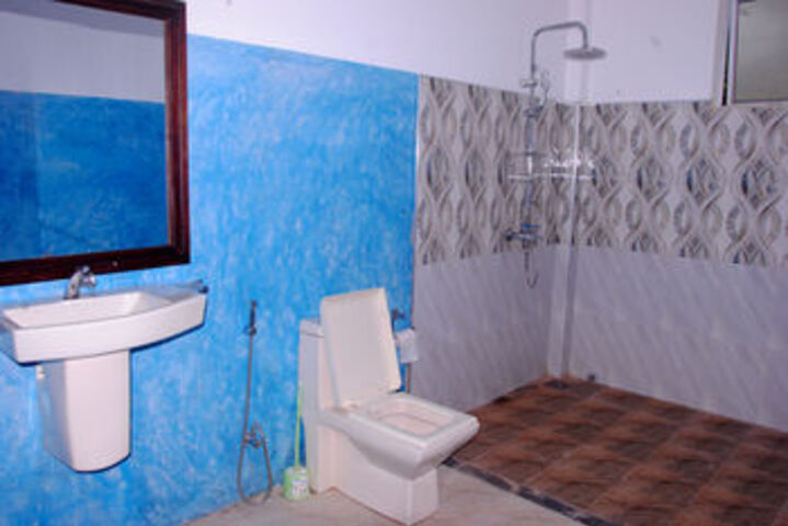 Room 2 of 48