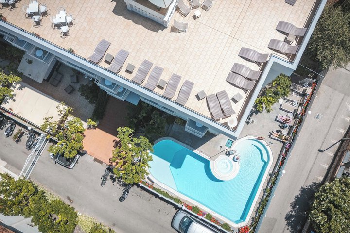 Pool 36 of 71