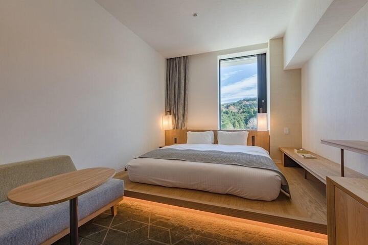 Room 32 of 78