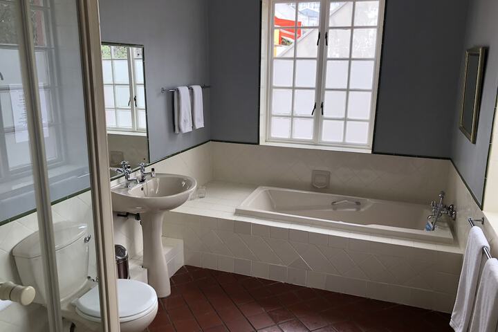 Bath Photo