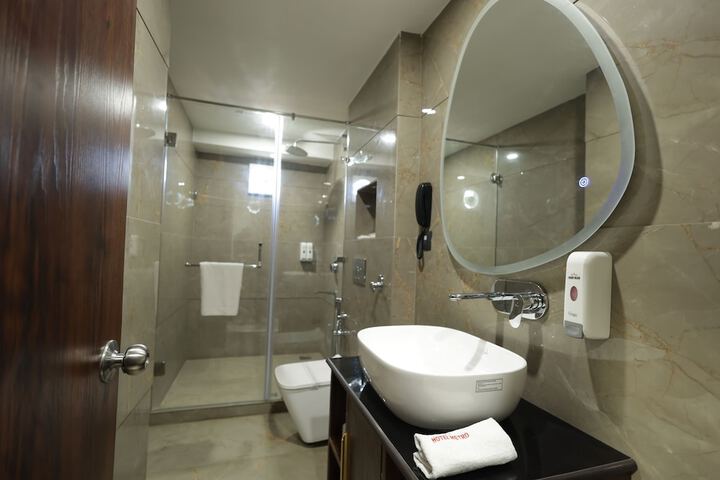 Room 20 of 27