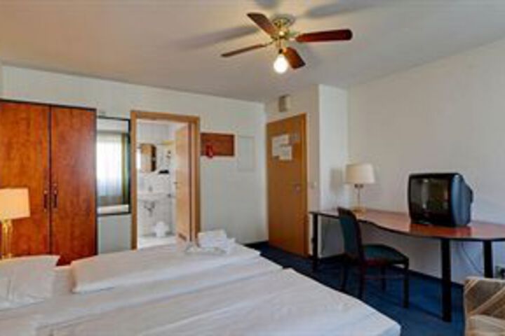 Inside Room Photo