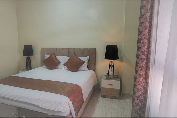 Room 12 of 43