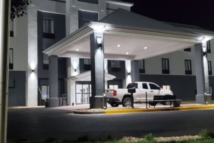 Hotel 36 of 336